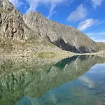 Bergblick Rundum By Base&beyond Zirl