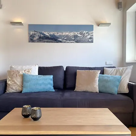 Bergblick Rundum By Base&beyond Zirl